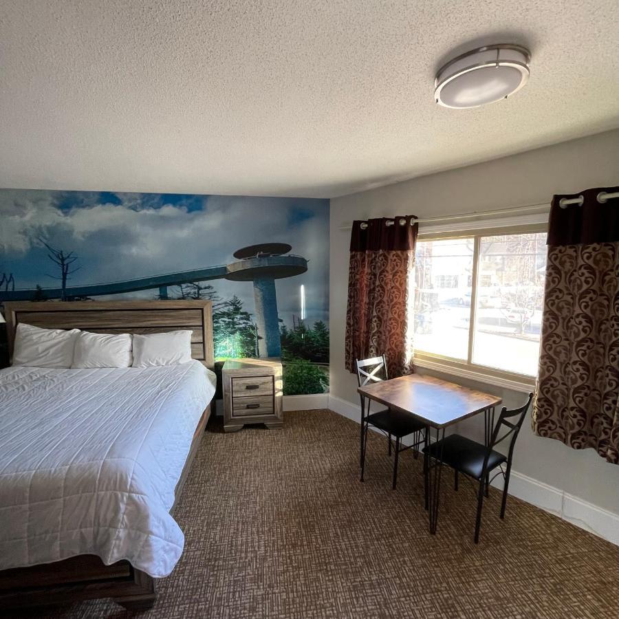 Country Town N' Suites ガトリンバーグ エクステリア 写真