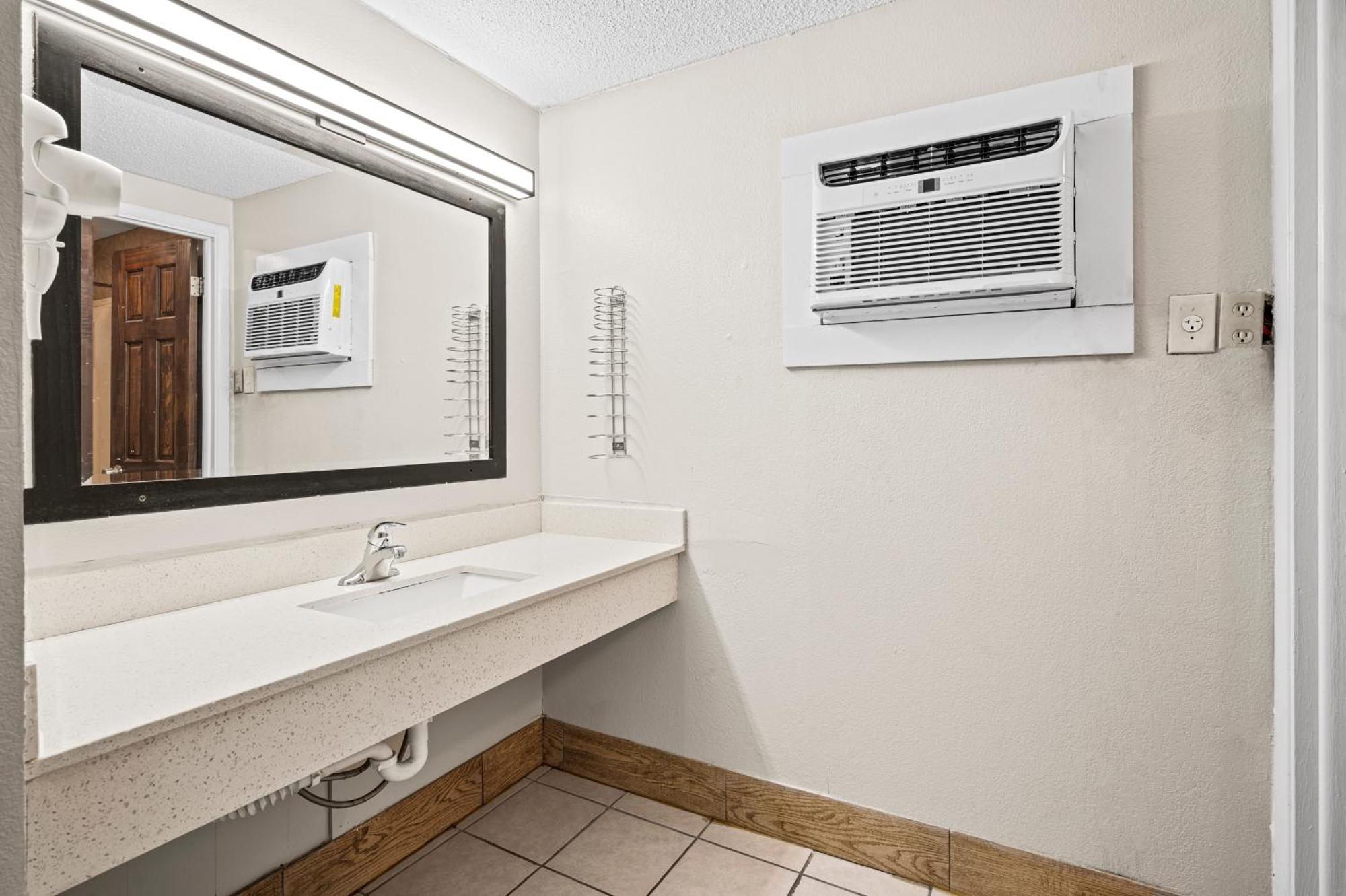 Country Town N' Suites ガトリンバーグ エクステリア 写真