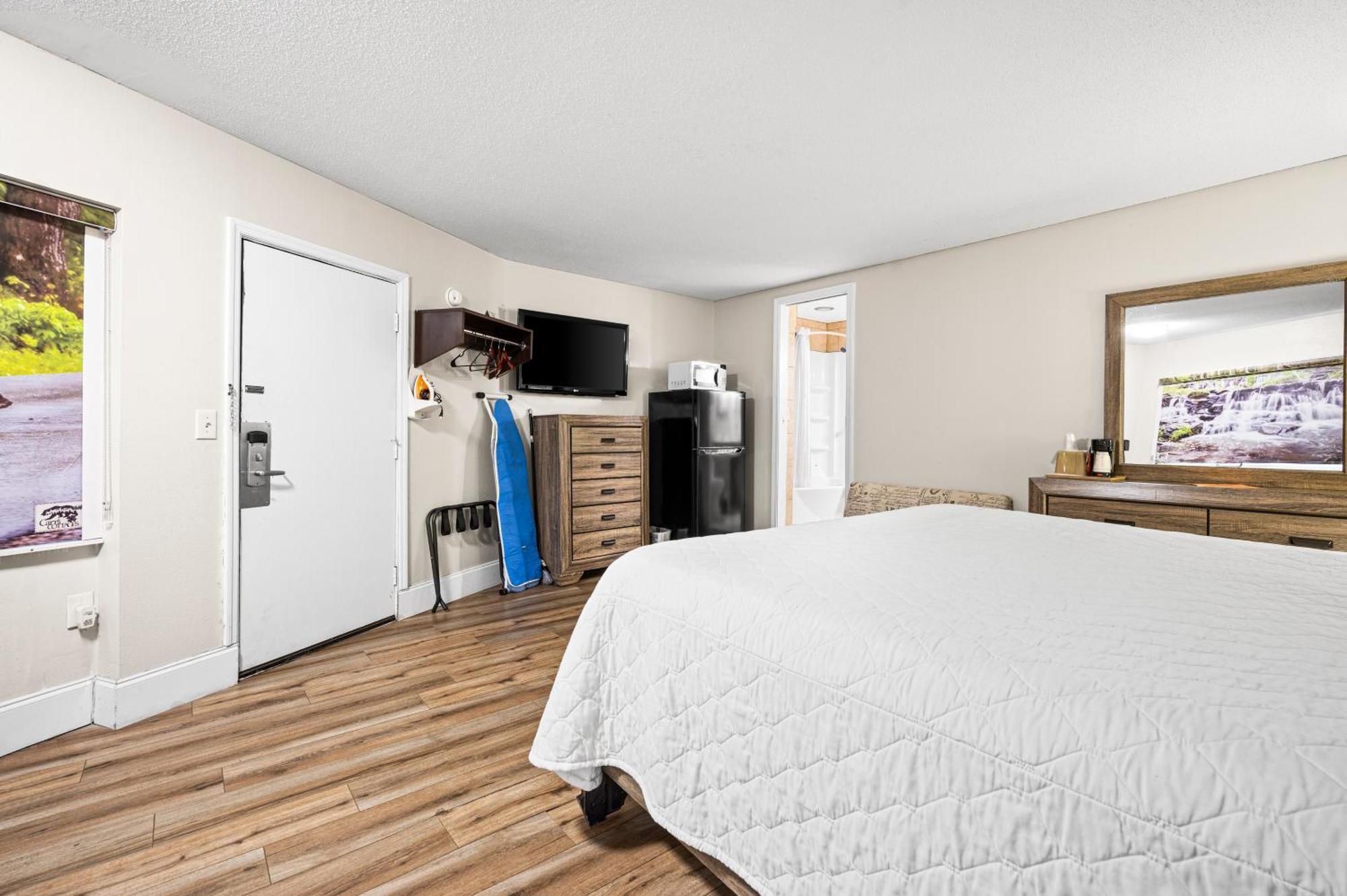 Country Town N' Suites ガトリンバーグ エクステリア 写真